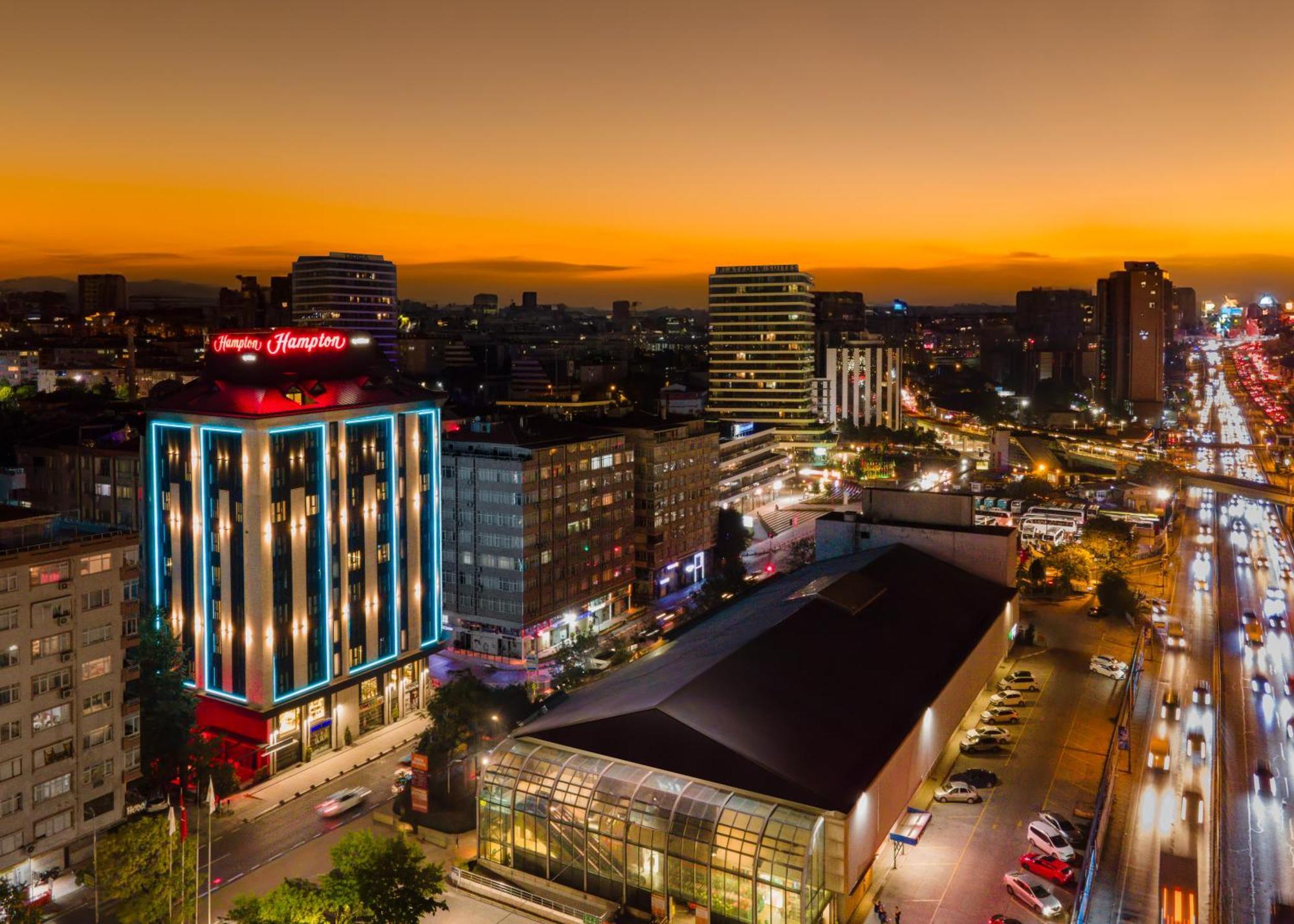 Hampton By Hilton Istanbul Merter Exterior foto